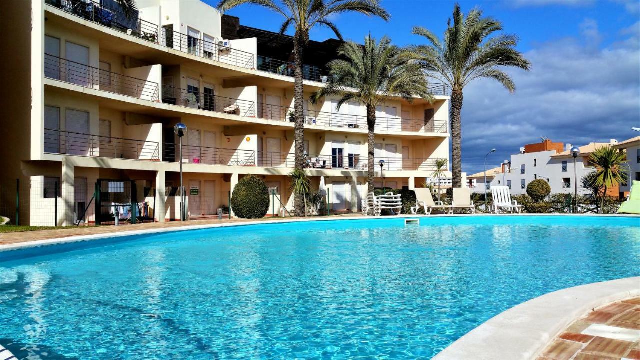Albufeira4u Apartment *